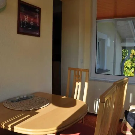 Villa Waldstrasse Fewo Mit Ausblick *
